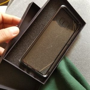 Galaxy s8 clear phone case. Never been used